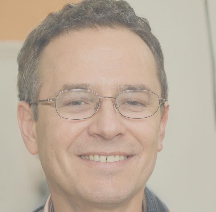 Portrait de Théo Desforge